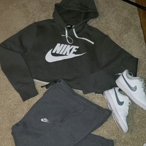 Nike Sweatshirt